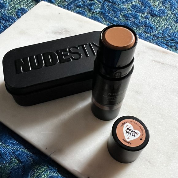 BONDI BELLE - NUDESTIX NUDIES Matte BRONZE Stick - Picture 1 of 4